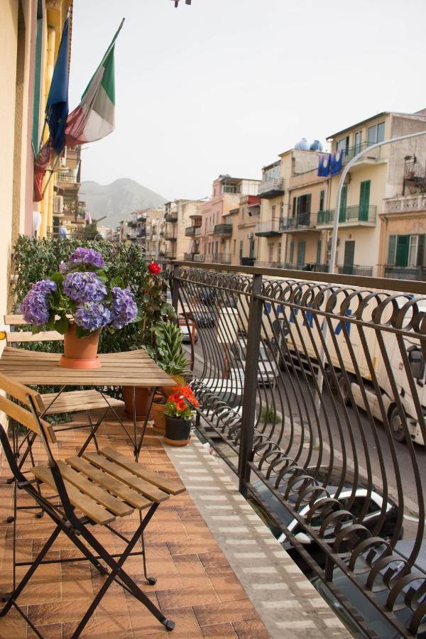 Casa Vacanze Dei Corsari Palermo Exterior photo